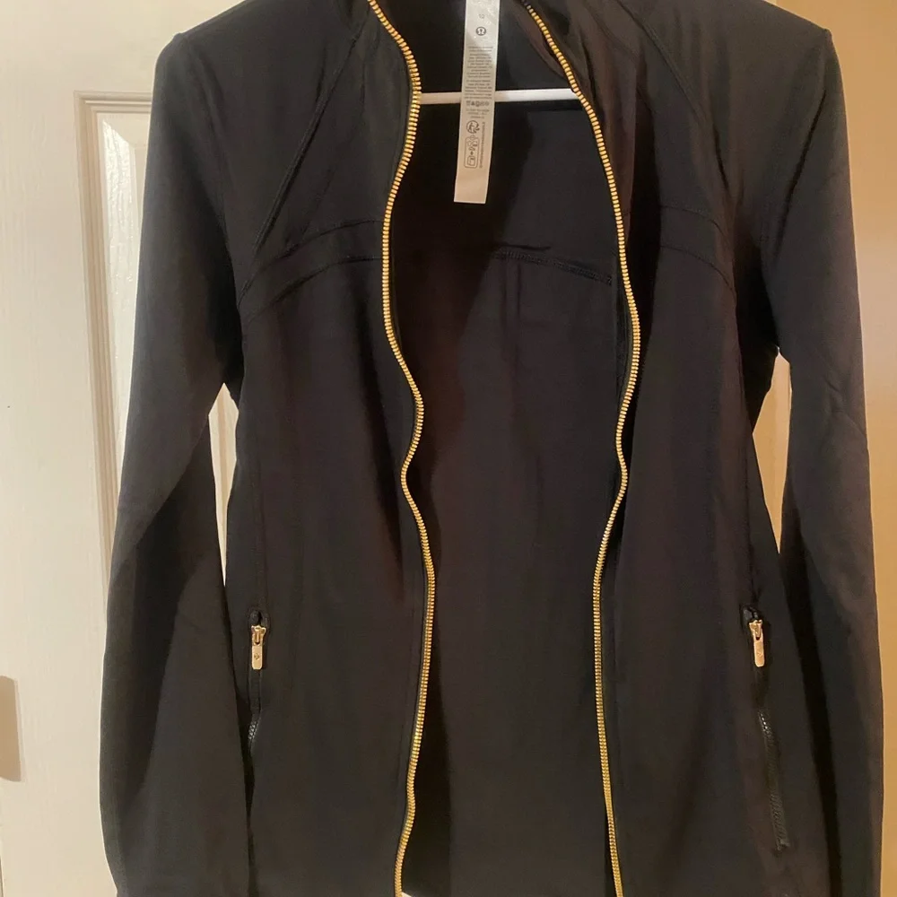 lululemon athletica Black Utility Jacket with Gold Zipper. NWT. - Picture 2 of 3